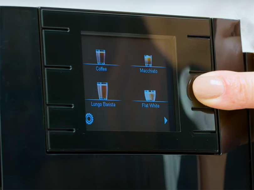 Jura E8 on-screen coffee selection