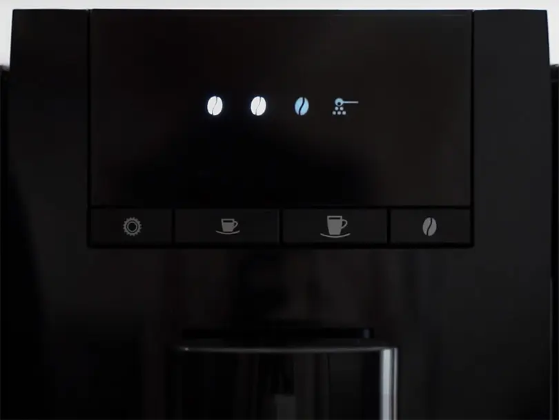 Close up of the user interface of the Jura E4 espresso machine