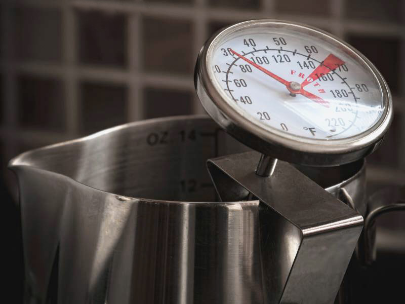 Milk thermometer with clip for side of milk jug