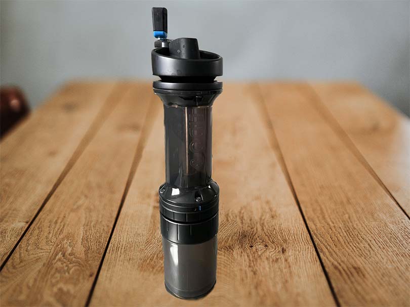 Orphan Espresso Lido 3 on wooden table