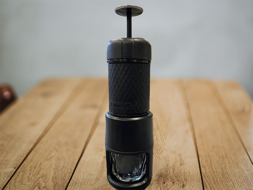 Straight on view of the Staresso handheld espresso maker