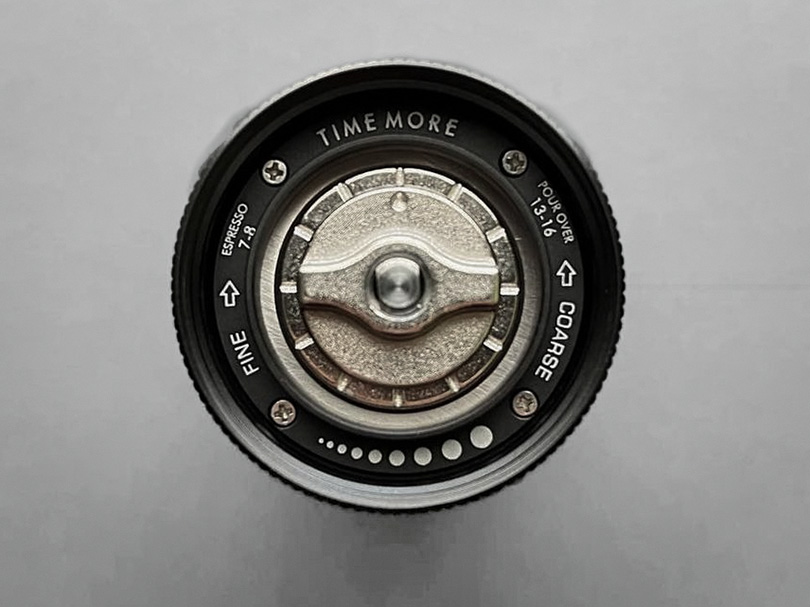 Close up of grind adjustment dial in Timemore Chestnut C2
