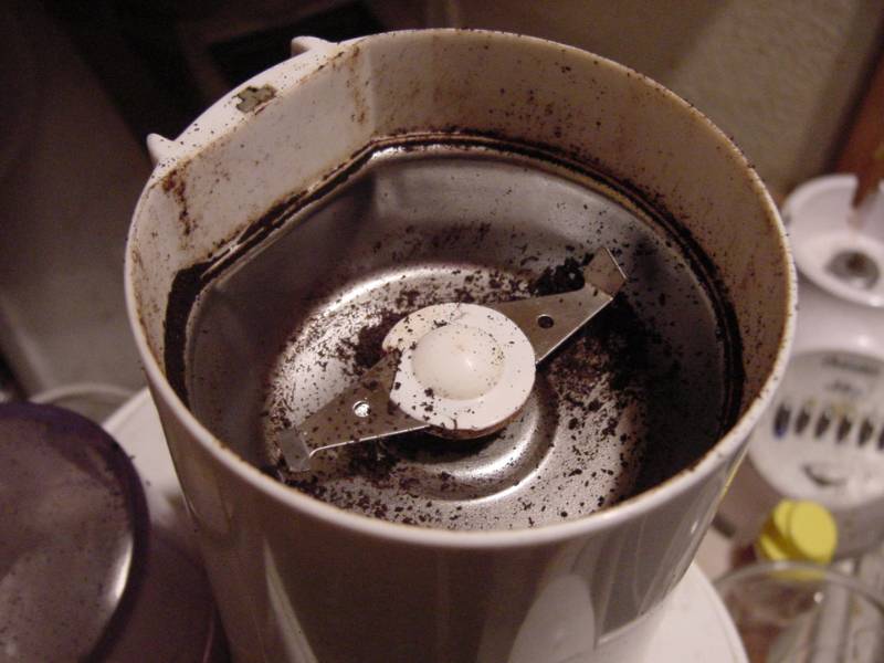 Close up of the inner workings of a blade coffee grinder - an inferior type of coffee grinder