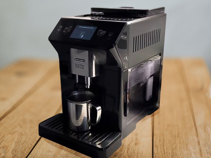 Side view of the DeLonghi Eletta Explore