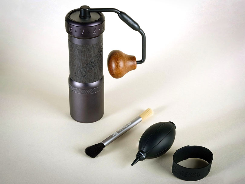 1Zpresso K Ultra with accessories