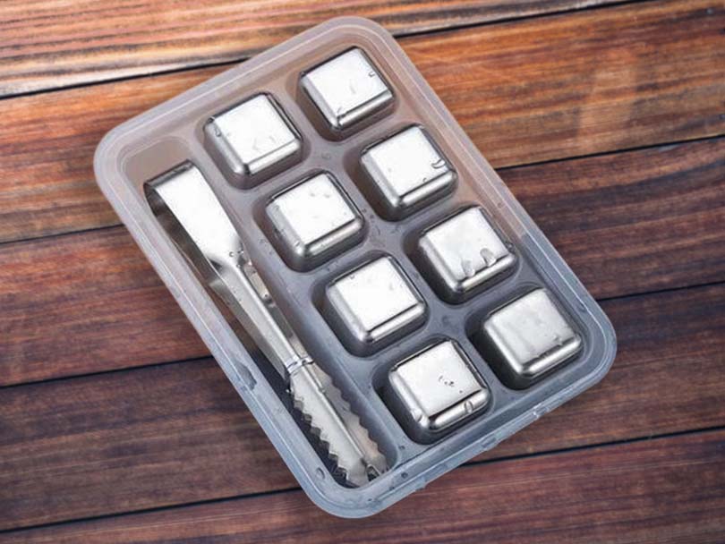 Whiskey stones set (8 x metal whiskey rocks with tongs)