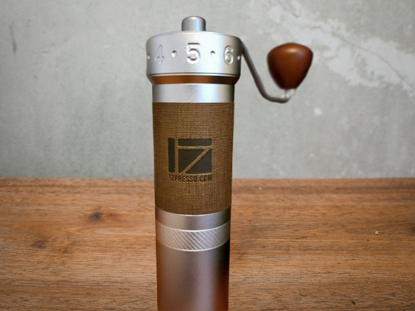 1Zpresso ZP6 Special on a wooden table