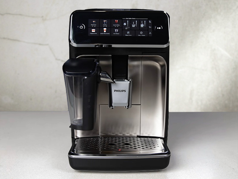 Front view of the Philips 3300 LatteGo