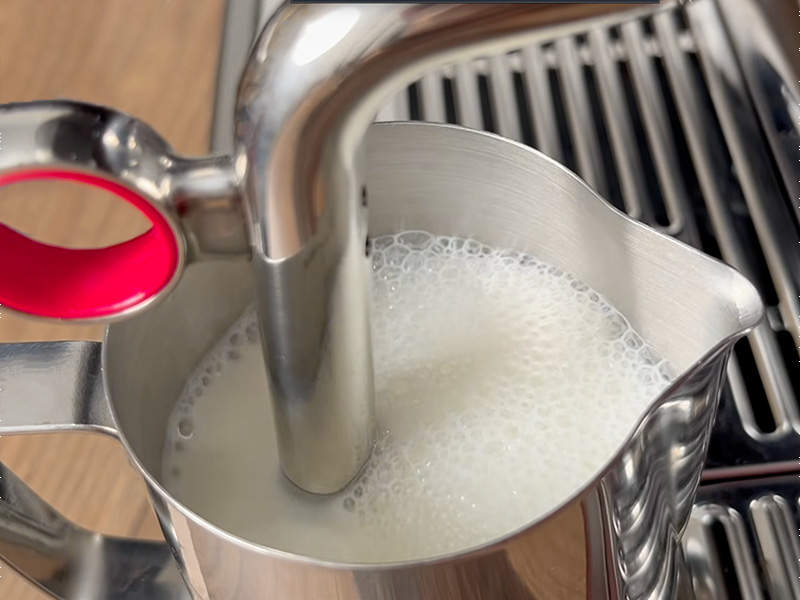 Auto milk frothing using the Breville Barista Touch Impress